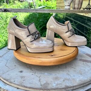 Josh Patent Leather Platform Loafer Heels Womens Size 41 Beige Taupe Casta Twee